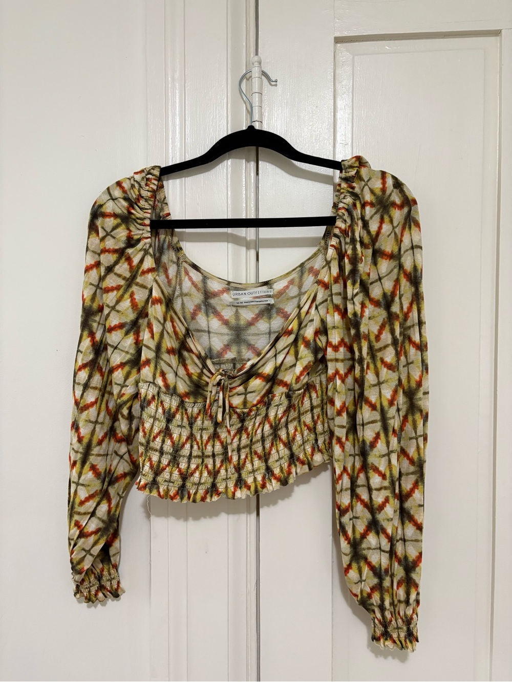 URBAN OUTFITTERS TOP